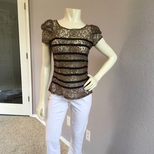 2b.rych Anthropologie Lace Top button back size 4